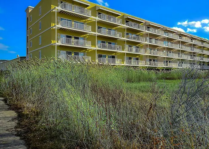 Maresol 204 Apartment *